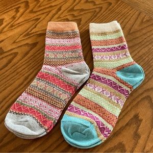 NWOT Women’s Crew Socks - One Size (Pack of 2)